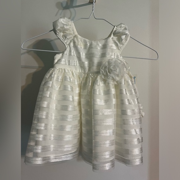 NWT Marmellata cream dress 6-9 months.  Comes with head bow. - Picture 1 of 6